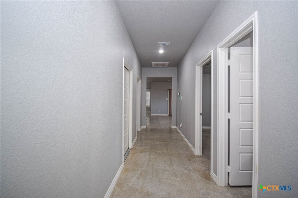 Image 10 of property listing at 1641 Dryden Avenue, Copperas Cove, TX 76522