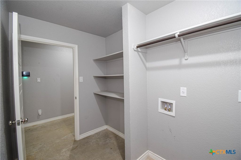 Image 12 of property listing at 1641 Dryden Avenue, Copperas Cove, TX 76522