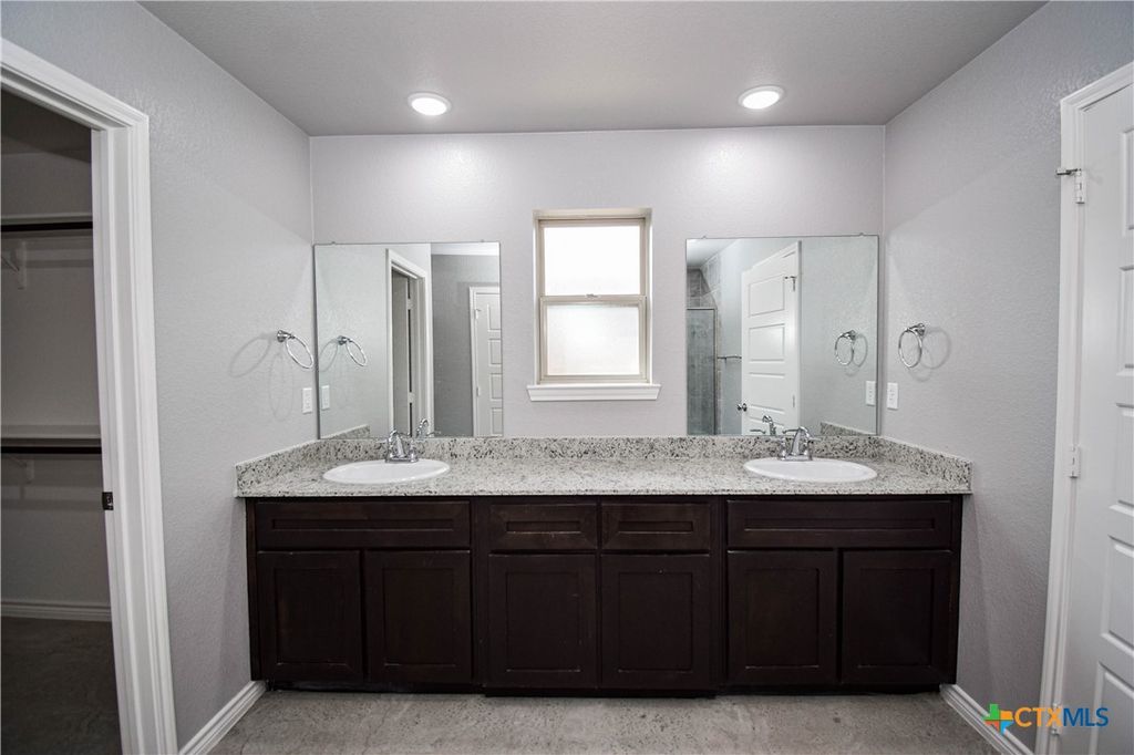 Image 28 of property listing at 1641 Dryden Avenue, Copperas Cove, TX 76522