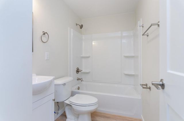 2009 PREBLE AVENUE, Green Bay, WI 54302