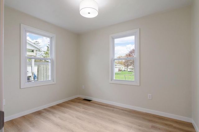 2009 PREBLE AVENUE, Green Bay, WI 54302