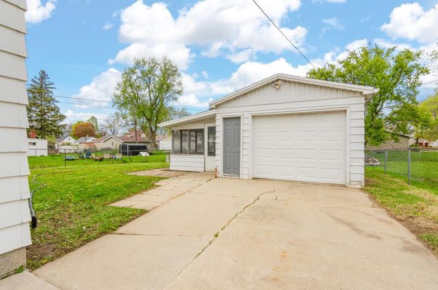 2009 PREBLE AVENUE, Green Bay, WI 54302