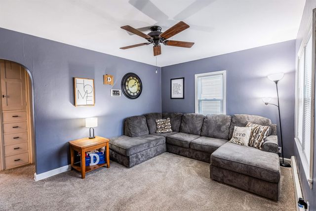 1806 Hawthorne Avenue, Waterloo, IA 50702