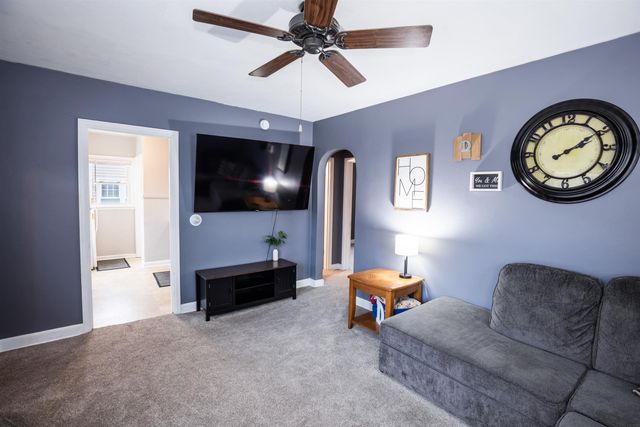 1806 Hawthorne Avenue, Waterloo, IA 50702