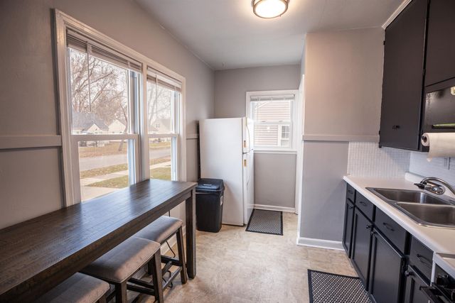 1806 Hawthorne Avenue, Waterloo, IA 50702