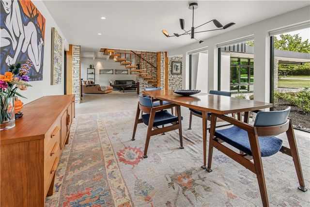 748 South Rosemary Drive, Bryan, TX 77802