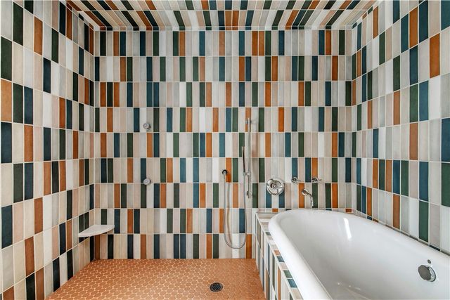 748 South Rosemary Drive, Bryan, TX 77802