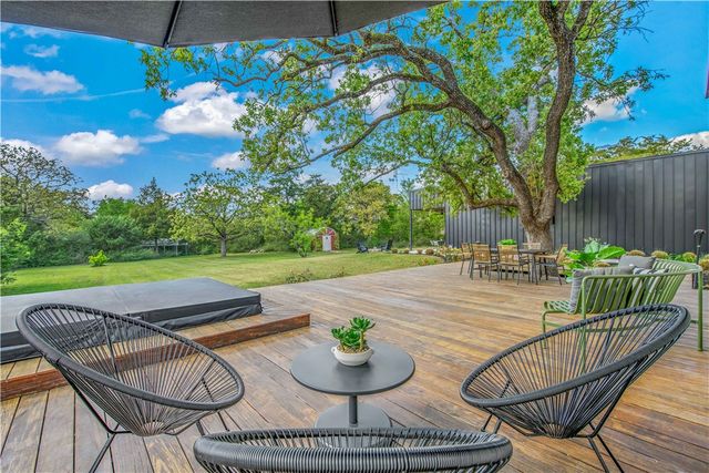 748 South Rosemary Drive, Bryan, TX 77802