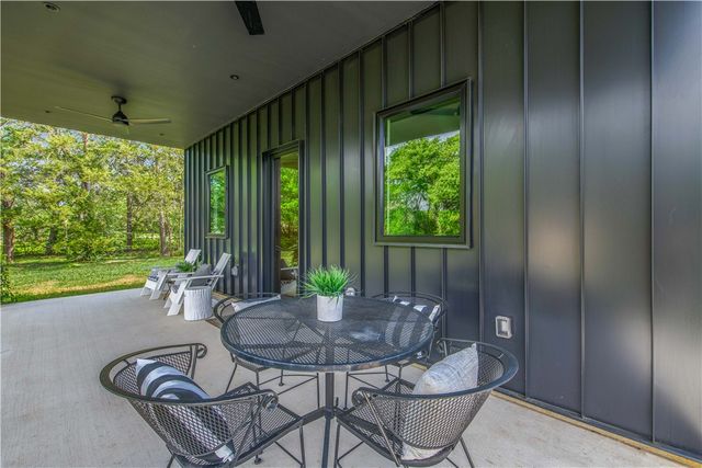 748 South Rosemary Drive, Bryan, TX 77802