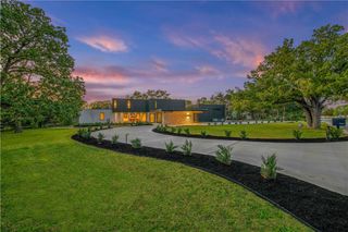 748 South Rosemary Drive, Bryan, TX 77802