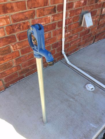 101 SE 6th Street, Plainview, TX 79072