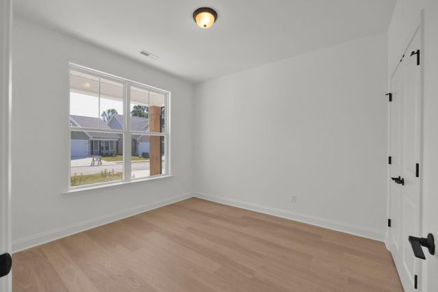 6530 Elizabeth Ann Way 115, Ooltewah, TN 37363