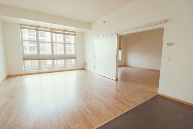 2650 University Avenue W 320, Saint Paul, MN 55114