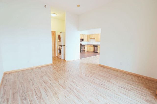 2650 University Avenue W 320, Saint Paul, MN 55114