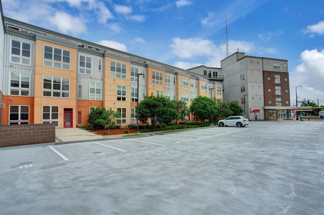 2650 University Avenue W 320, Saint Paul, MN 55114