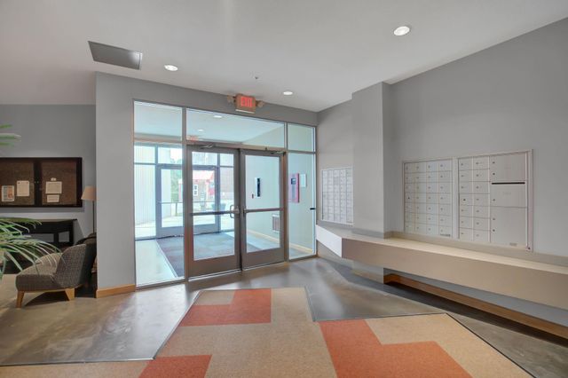 2650 University Avenue W 320, Saint Paul, MN 55114