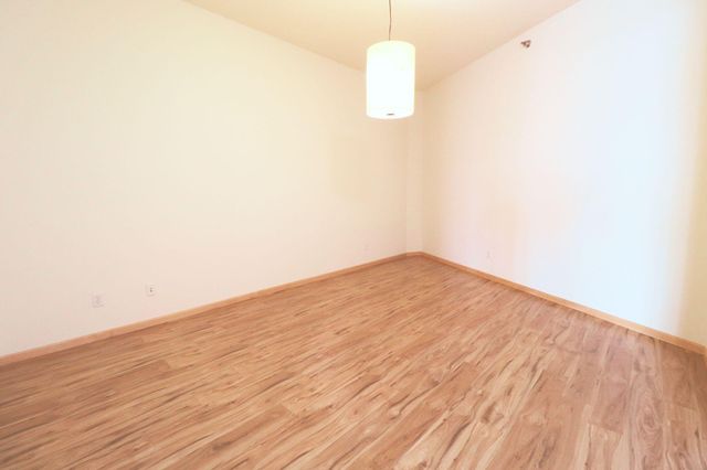 2650 University Avenue W 320, Saint Paul, MN 55114