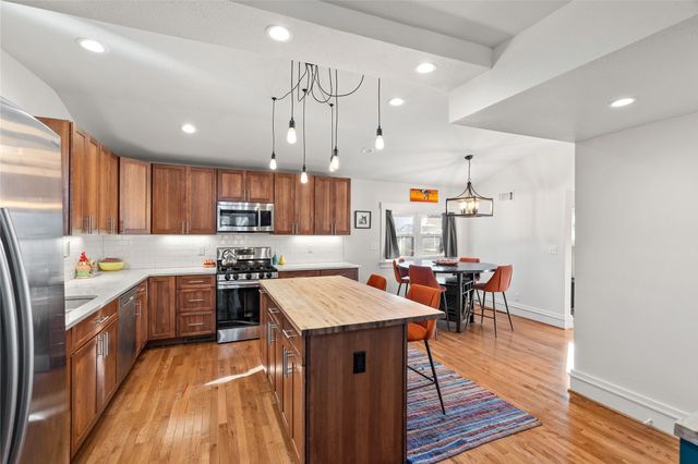 617 Metcalf Street, Maxwell, IA 50161