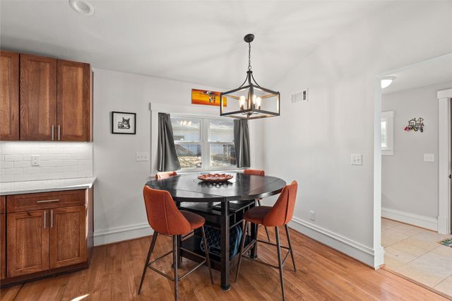 617 Metcalf Street, Maxwell, IA 50161