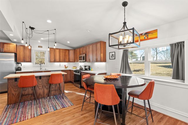 617 Metcalf Street, Maxwell, IA 50161