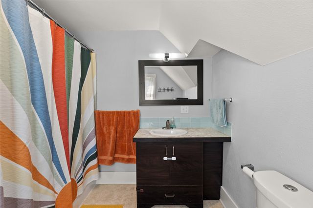 617 Metcalf Street, Maxwell, IA 50161