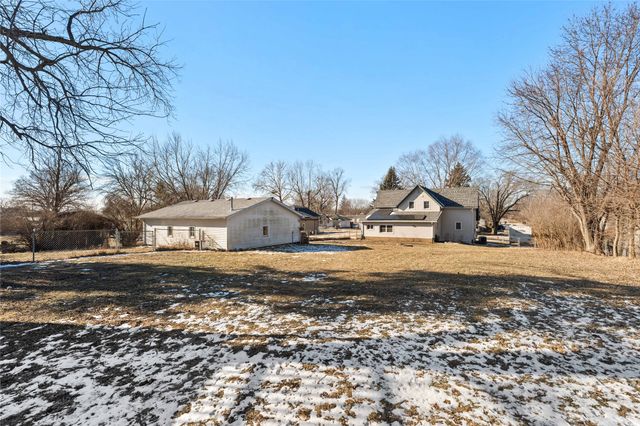 617 Metcalf Street, Maxwell, IA 50161