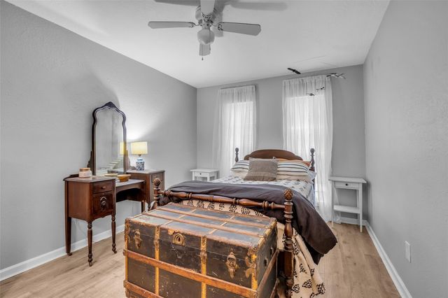 16934 Townes Road, Friendswood, TX 77546