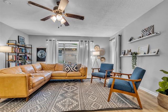 16934 Townes Road, Friendswood, TX 77546