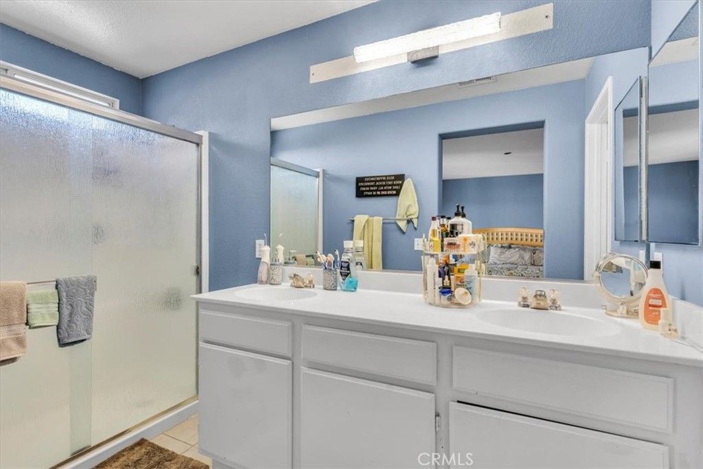 Image 24 of property listing at 13684 Brynwood, Victorville, CA 92392