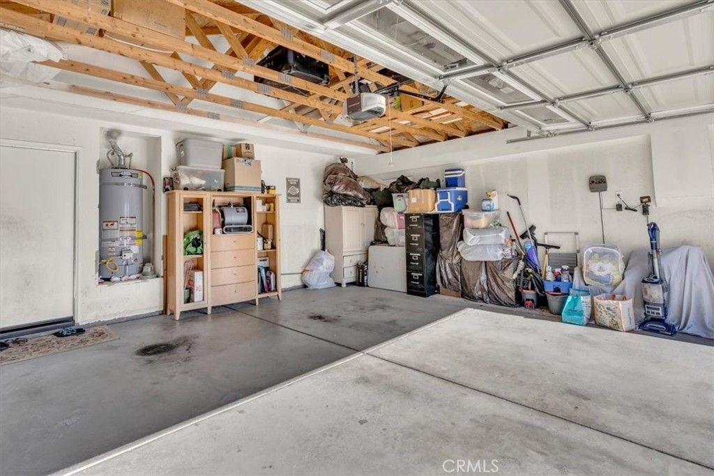 Image 35 of property listing at 13684 Brynwood, Victorville, CA 92392