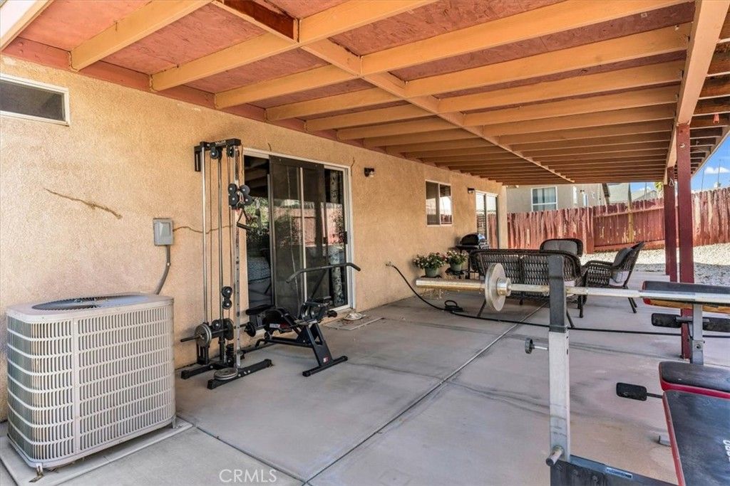Image 37 of property listing at 13684 Brynwood, Victorville, CA 92392