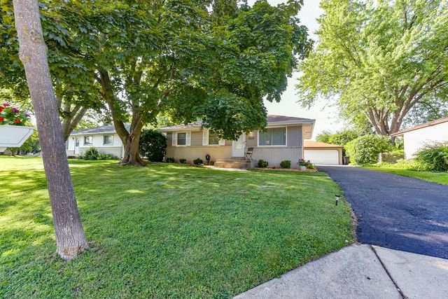 8224 W Waterford AVENUE, Greenfield, WI 53220