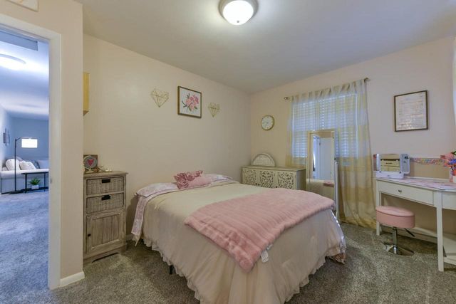 8224 W Waterford AVENUE, Greenfield, WI 53220