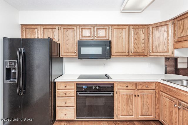 2311 Pikes Peak Blvd, Louisville, KY 40214