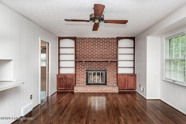 2311 Pikes Peak Blvd, Louisville, KY 40214