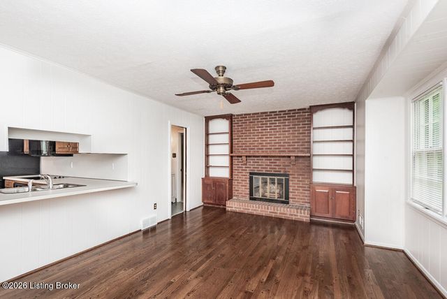 2311 Pikes Peak Blvd, Louisville, KY 40214