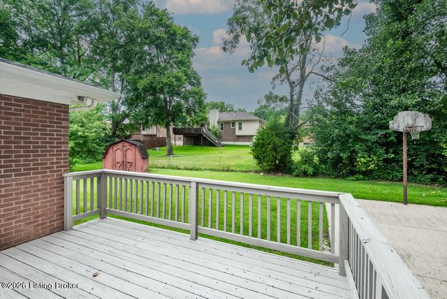 2311 Pikes Peak Blvd, Louisville, KY 40214