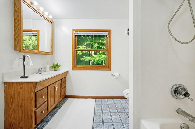2912 Niles Buchanan Road, Buchanan, MI 49107
