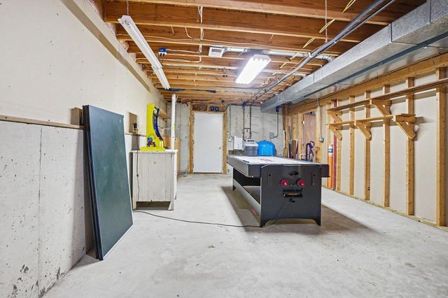 2912 Niles Buchanan Road, Buchanan, MI 49107