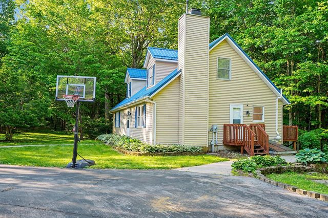 2912 Niles Buchanan Road, Buchanan, MI 49107