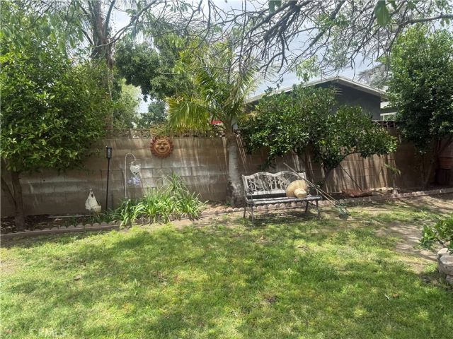 17637 Pinedale, Fontana, CA 92335