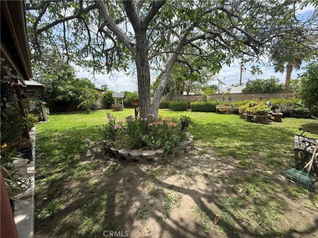 17637 Pinedale, Fontana, CA 92335