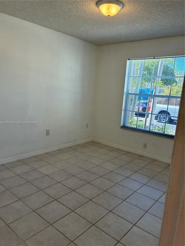 9834 SW 222nd Ter, Cutler Bay, FL 33190