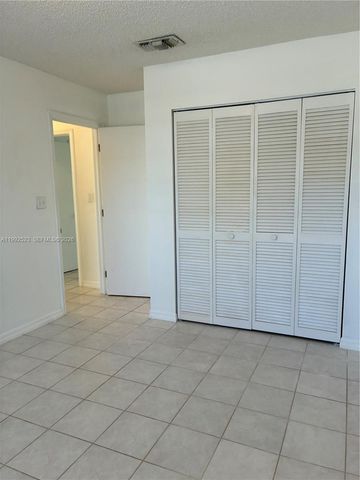 9834 SW 222nd Ter, Cutler Bay, FL 33190