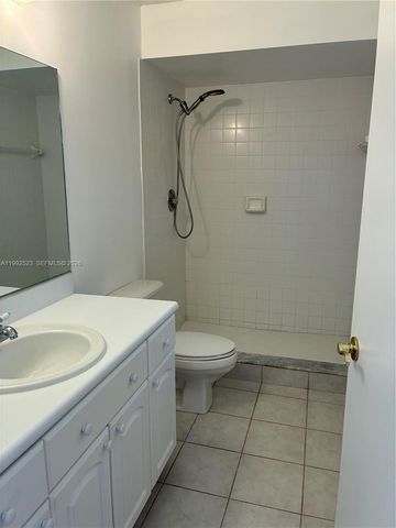 9834 SW 222nd Ter, Cutler Bay, FL 33190