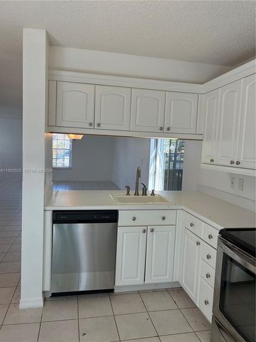 9834 SW 222nd Ter, Cutler Bay, FL 33190