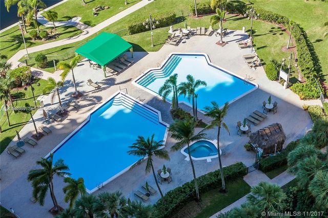 18181 NE 31st Ct 1801, Aventura, FL 33160