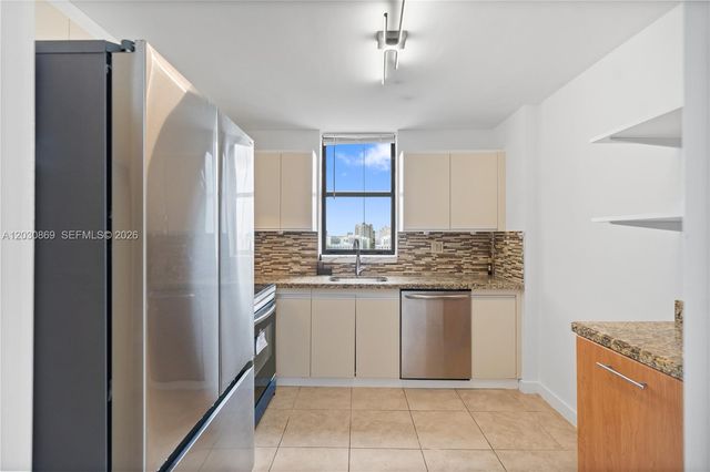 18181 NE 31st Ct 1801, Aventura, FL 33160