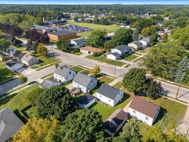 1123 S FISK STREET, Green Bay, WI 54304