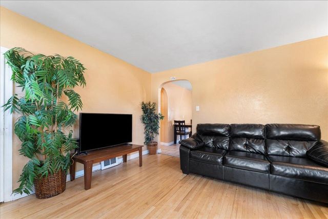 1123 S FISK STREET, Green Bay, WI 54304